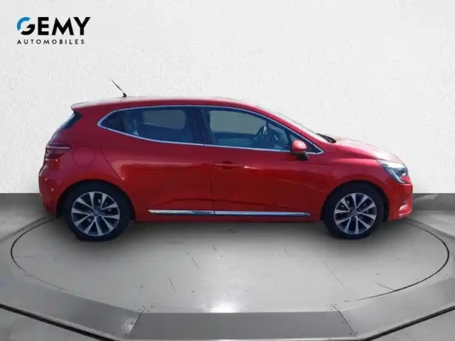 Renault Clio e-tech 140 — photo 4