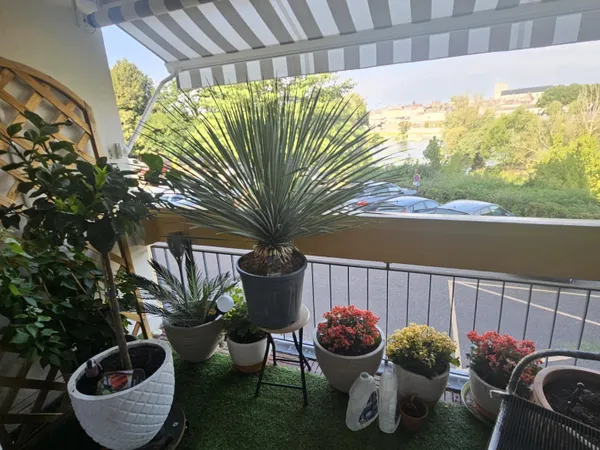 À Chalon-Sur-Saône, appartement à vendre avec 2 chambres, vu