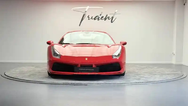 Ferrari 488 4.0 v8 670ch spider — photo 40