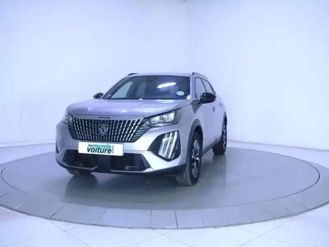 Peugeot 2008 puretech 130 s&amp;s eat8 — photo 1