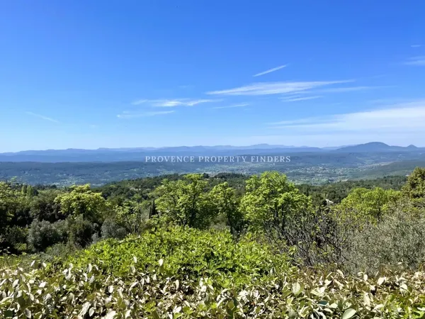 Villa à Tourtour, vue magnifique sur les Maures, la Ste Baume, la Ste Victoire
