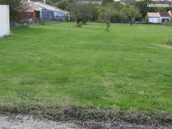 Terrain a bâtir viabilisé de 1233 m2