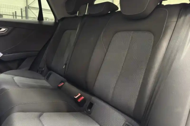 Audi Q2 35 tfsi 150 s tronic 7 — photo 11