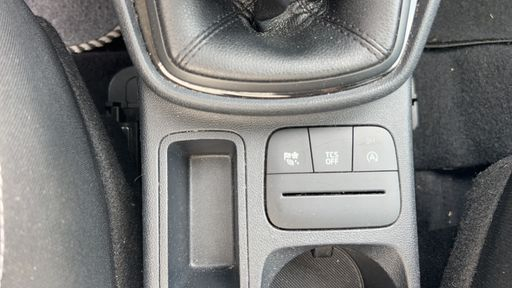 Ford Fiesta 1.0 EcoBoost 95 - Cool And Conect – 2020 – 91726 km – Essence – Boîte Manuelle — photo 2