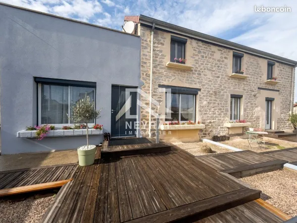 Maison 8 pièces 160 m²