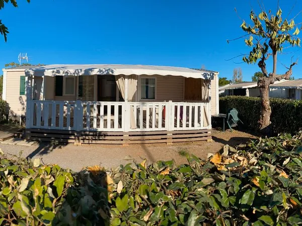 Mobil home 3 chambres climatise dans l'herault