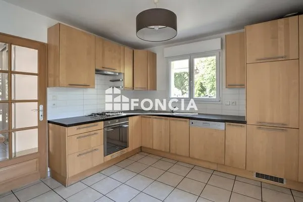 Maison 5 pièces 118 m²