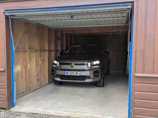 Garage à louer la Varde