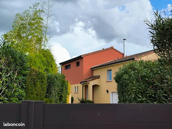 Maison T8 secteur Barry