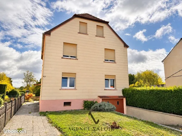 Maison 8 pièces 166 m²