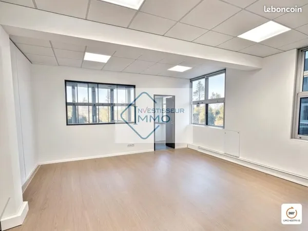 Bureau 50 m²