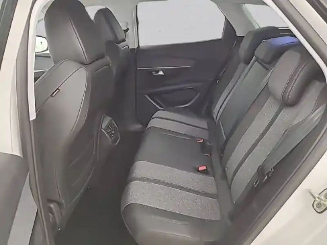 Peugeot 3008 bluehdi 130ch s&amp;s eat8 — photo 12
