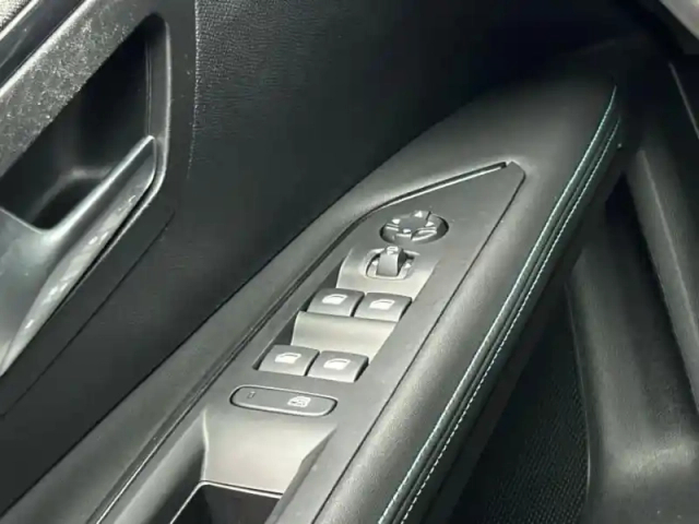 Peugeot 3008 1.2 puretech 130ch allure s&amp;s — photo 9