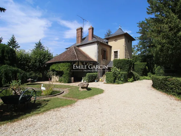 A vendre- Ferrière en Gatinais-Loiret 45 -Manoir et dépendance