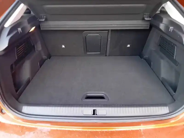 Citroën C4 puretech 130 s&amp;s eat8 — photo 46