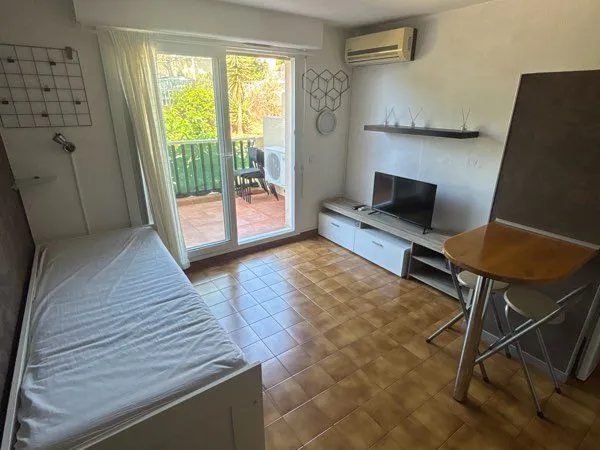 Studio Sausset les pins
