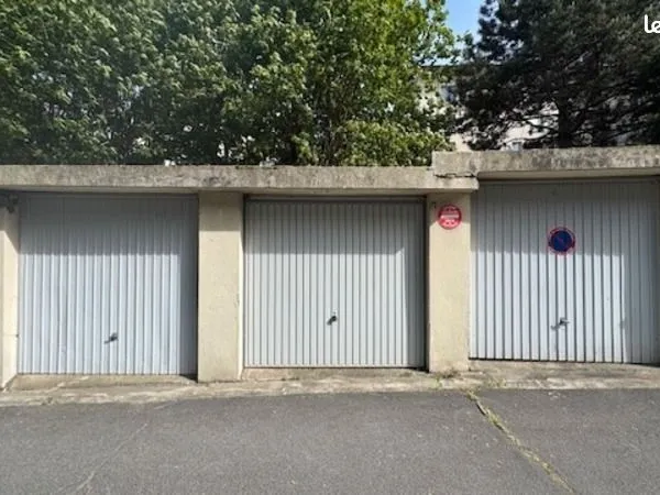 Garage/box 13 m² Chatillon