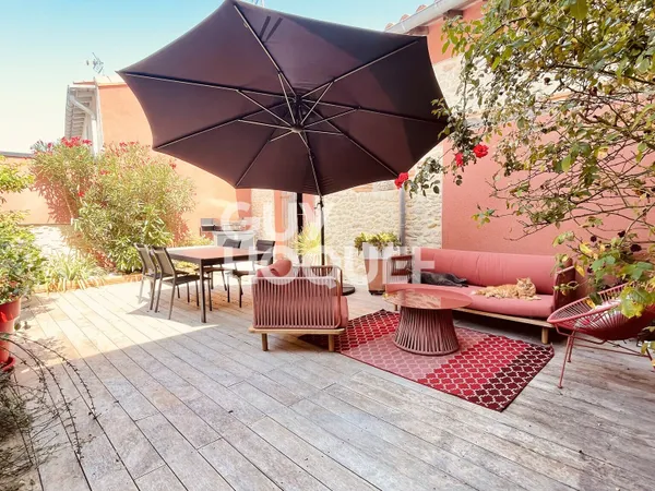 Rare - au coeur de Villefranche-de-Lauragais, belle maison de village rénovée