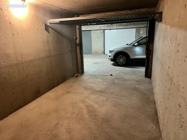 Garage et parking Vente Annecy 55000€