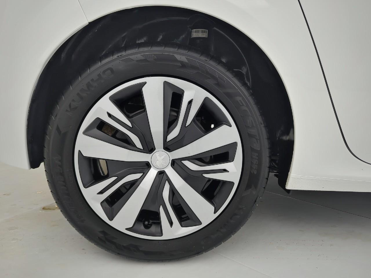 Peugeot 208 puretech 75 s&s bvm5 active pack — photo 31
