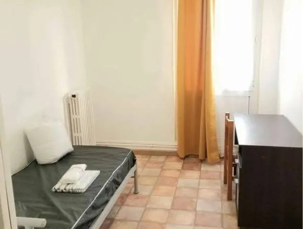 Chambre disponible