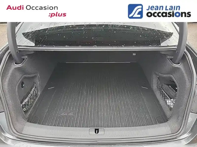 Audi A4 35 tfsi 150 s tronic 7 — photo 52