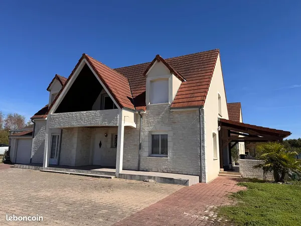 Maison 7 pièces 184 m²