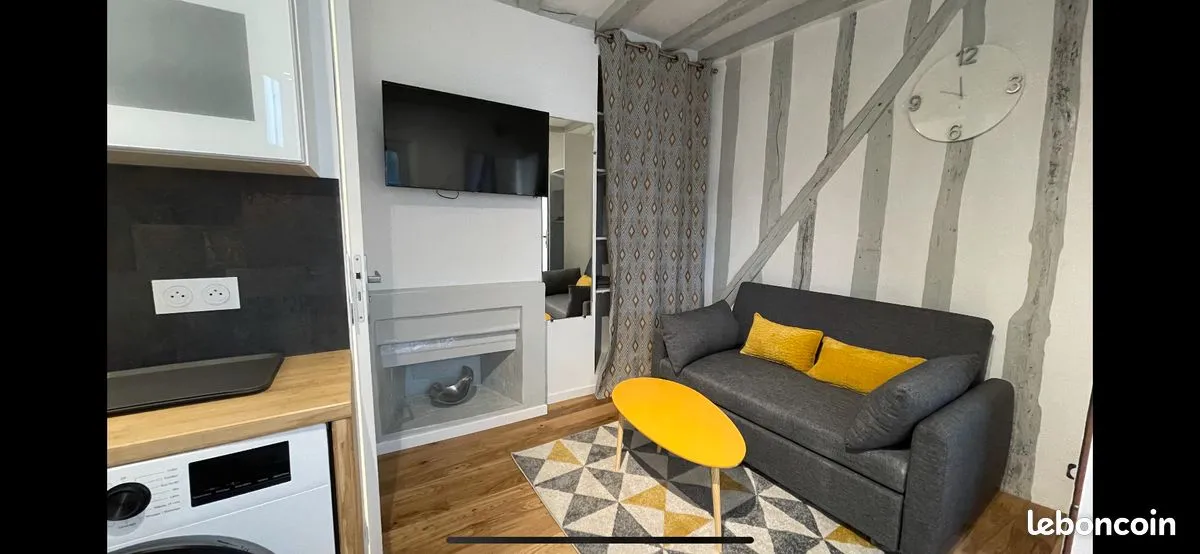 Photo 1