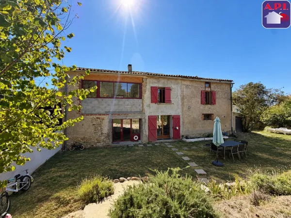 Maison 7 pièces 225 m²
