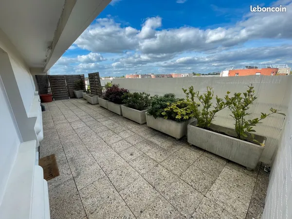 T2 48 m² avec très belle terrasse Villaroy
