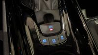 Toyota C-Hr 122h Collection 2WD E-CVT RC18 — photo 29
