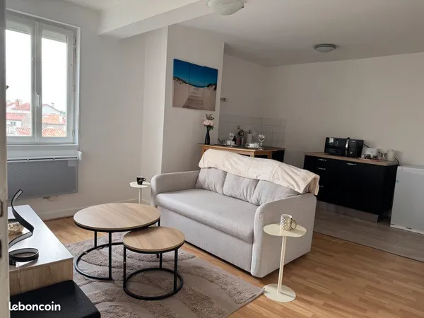 Location T2 meublé rue de la gare Niort