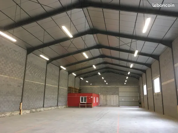 Local entrepôt stockage