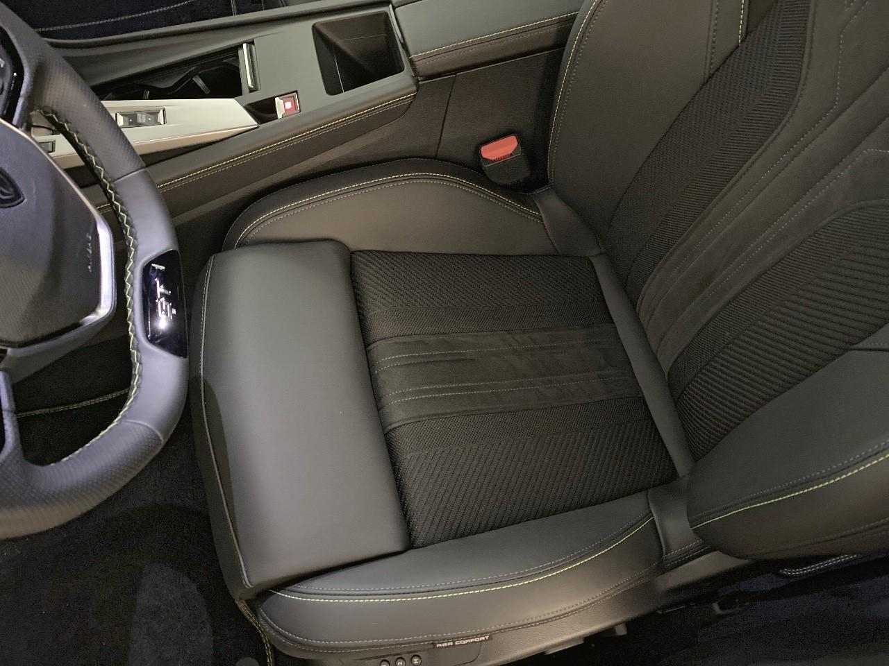 Peugeot 408 hybrid 145 e-dcs6 gt — photo 9
