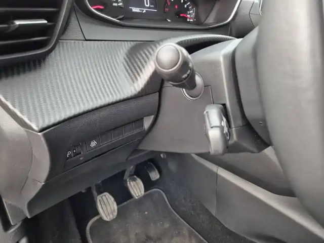 Peugeot 2008 puretech 130 s&amp;s bvm6 — photo 7