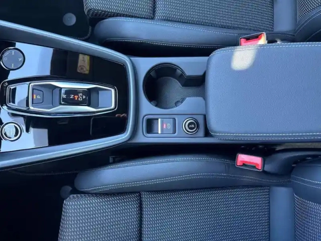 Audi A3 allstreet 40 tfsi e hybride rechargeable 204 s tronic 6 — photo 98