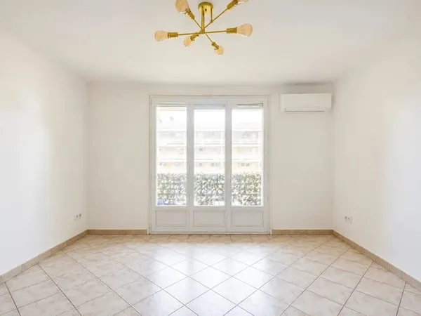 Superbe 3 pièces à louer VIDE - NICE OUEST