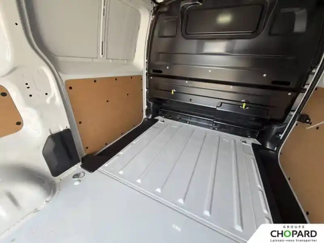 Opel Vivaro fgn sportive diesel 180 ch m automatique — photo 19