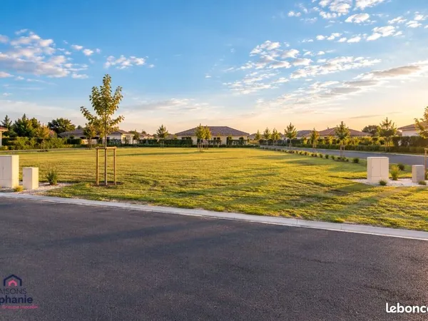 Terrain 544 m² Nouzilly