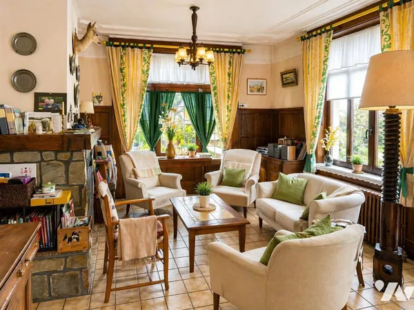 Maison 11 pièces 172 m²