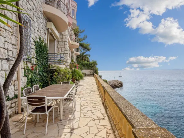Magnifique appartement en front de mer, terrasse et garage