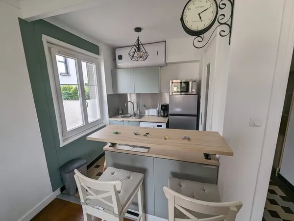 STUDIO MEUBLE LYON 3EME SECTEUR MONTCHAT