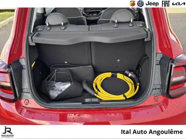 Fiat 500 e 118ch pack confort my23 — photo 9