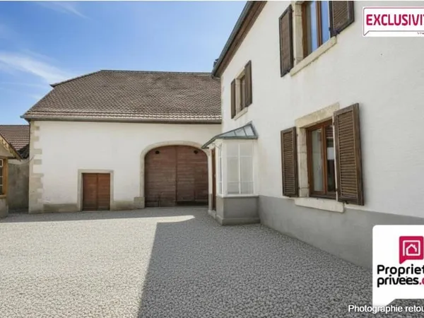Ferme 9 pièces 246 m²