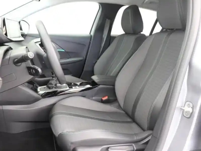 Peugeot 208 1.2 puretech 100ch s&amp;s allure 118g — photo 9