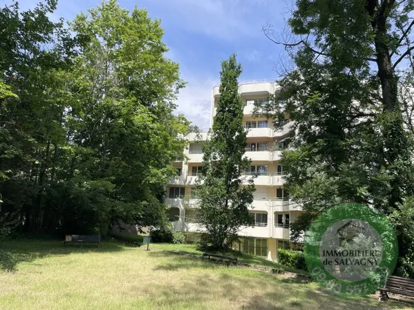 A vendre T4 de 91 m2 - Dernier étage avec balcon - Lyon 9 li