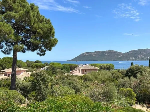 Villa de luxe avec vue sur la mer