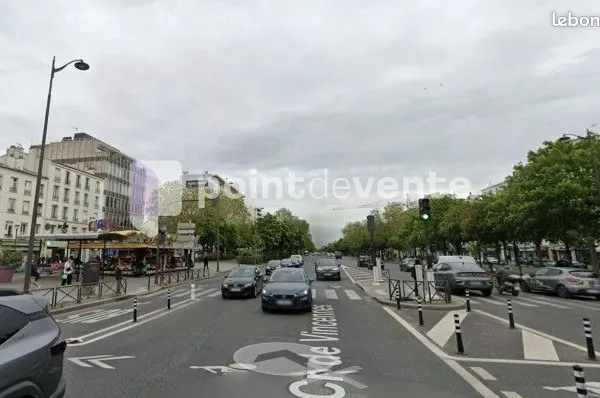 Local commercial 160 m²