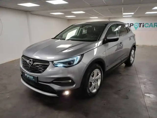 Opel Grandland X hybrid 225 ch bva8 — photo 1