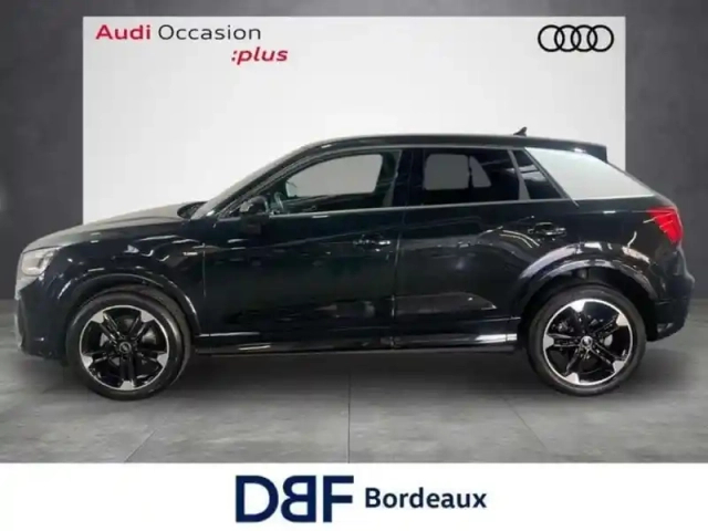 Audi Q2 35 tfsi 150 s tronic 7 s line plus — photo 2